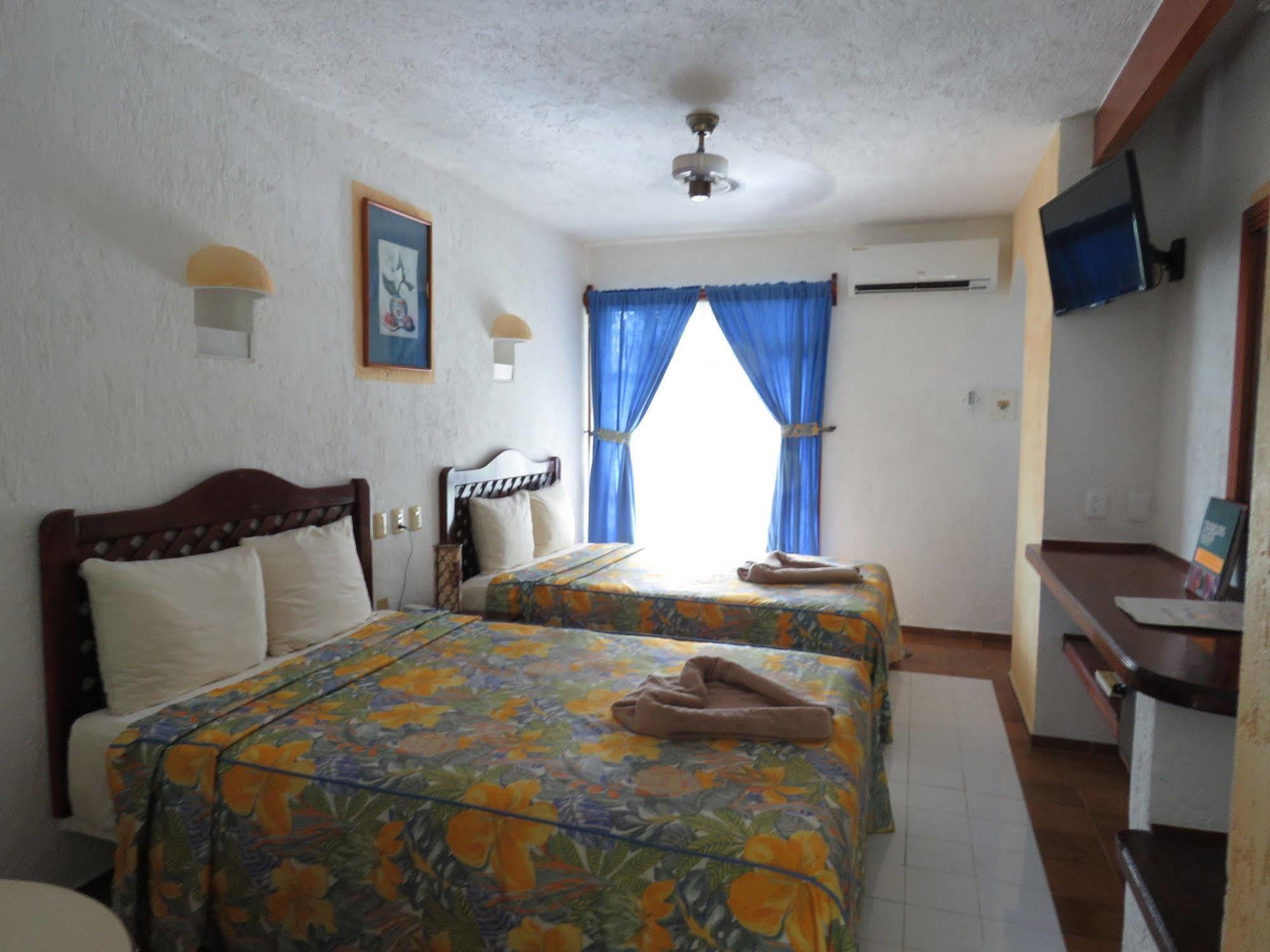 Eco-Hotel El Rey Del Caribe Cancun Exterior photo